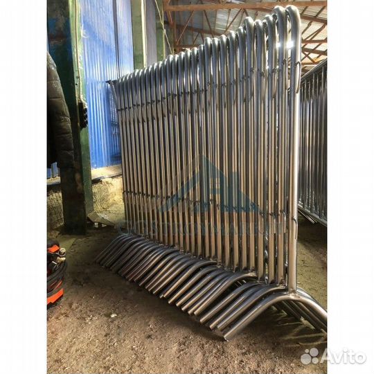 Фан-барьеры, переносные ограждения