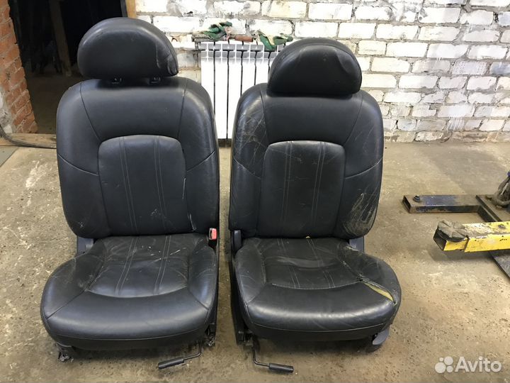 Сиденья комплект Hyundai Sonata IV (EF)