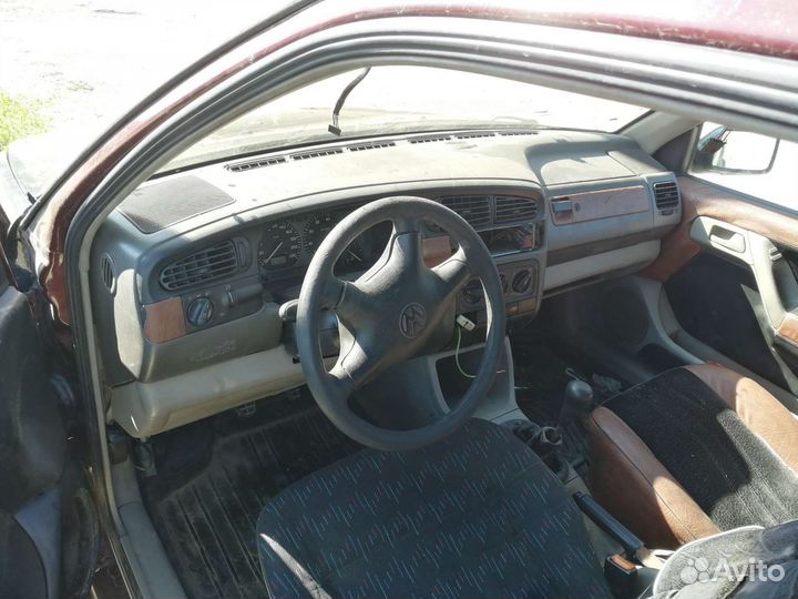 Volkswagen Vento 1.8 по частям