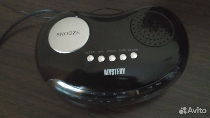 Радиобудильник Mystery MCR-31 AM/FM-тюнер