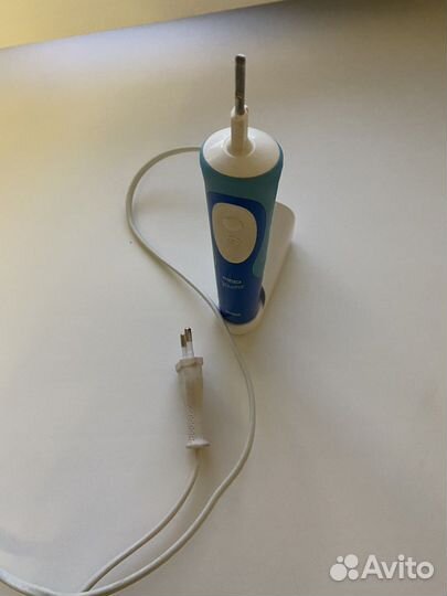 Зубная щетка oral b