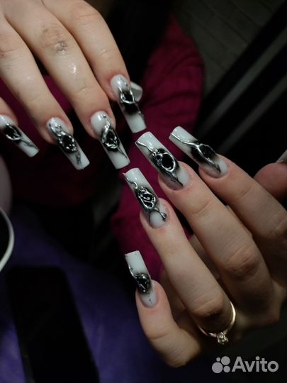 Маникюр и наращивание ногтей