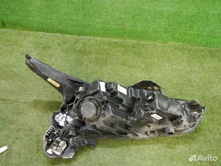 Фара левая Kia K5