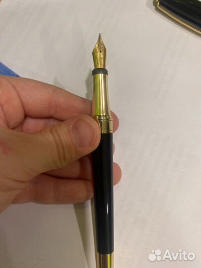 Перьевая ручка