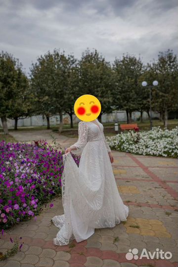 Свадебное платье
