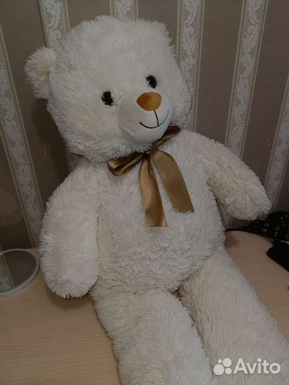 Плюшевый медведь