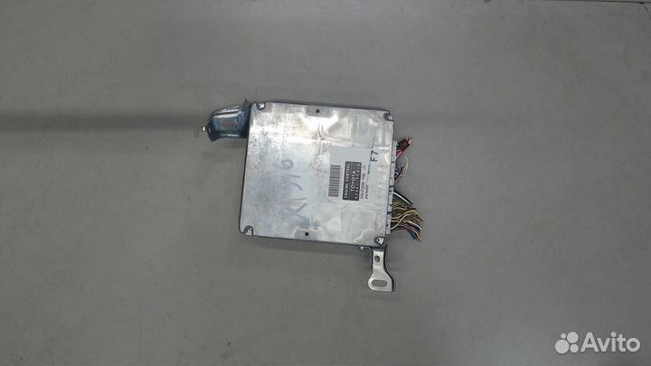 Блок управления двигателем Toyota Corolla Verso, 2