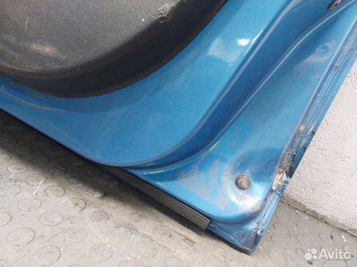 Дверь правая передняя Renault Megane 3
