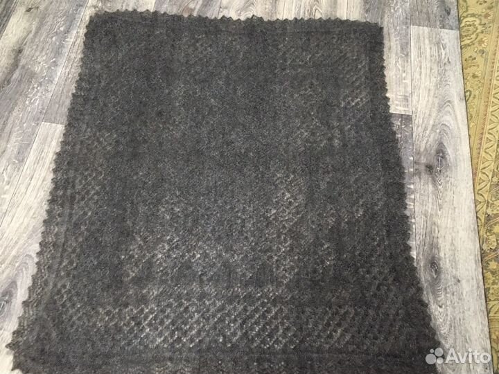 Оренбургские пуховые платки и палантины