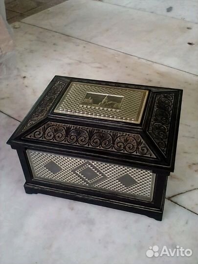 Шкатулка из 1950-х годов