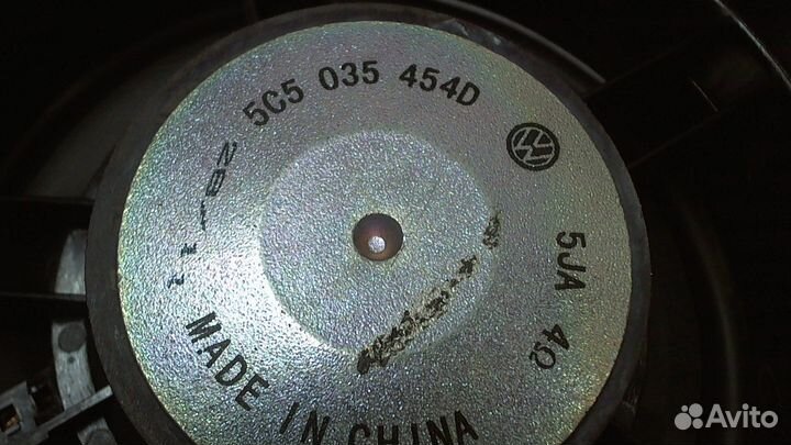 Динамик Volkswagen Beetle, 2012