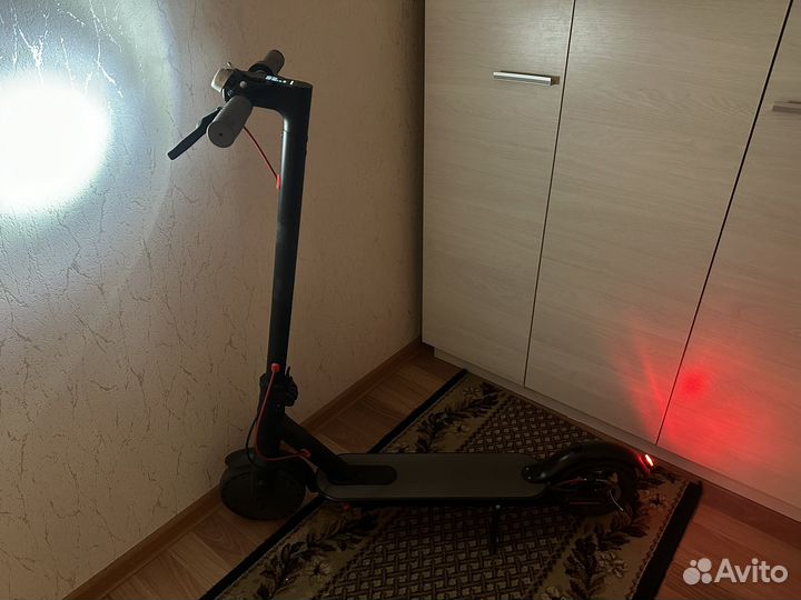 Электросамокат xiaomi m365 pro