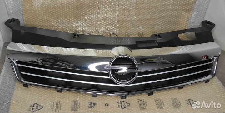 Решетка радиатора astra H рестайлинг