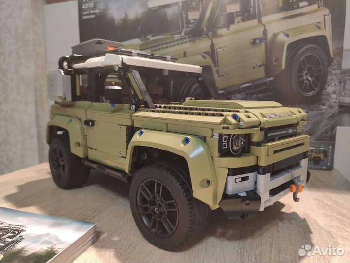 Lego technic 42110 land rover defender