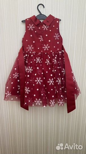 Платье праздничное