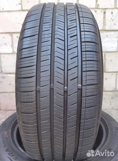 Nexen N'Fera SU1 215/55 R17 94V