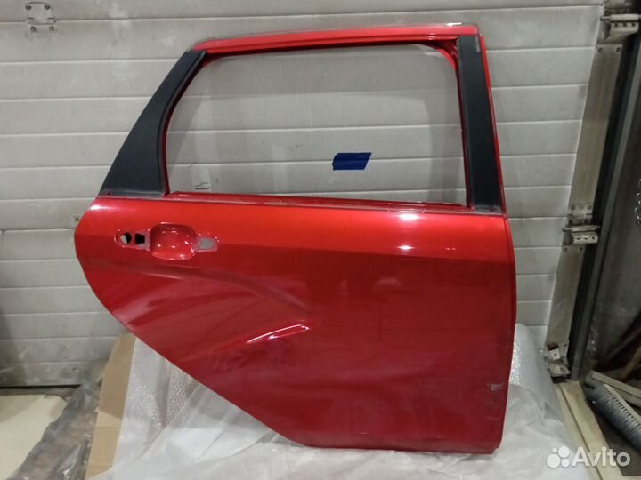 Двери на весту