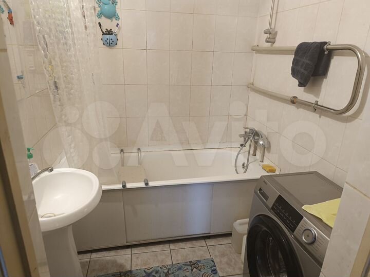 Комната 15 м² в 2-к., 18/18 эт.