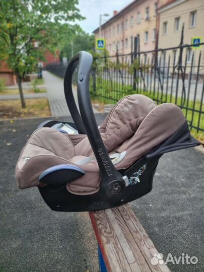 Автолюлька maxi cosi с базой isofix