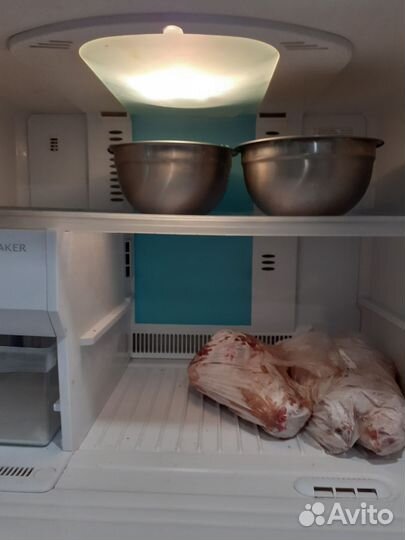 Холодильник toshiba