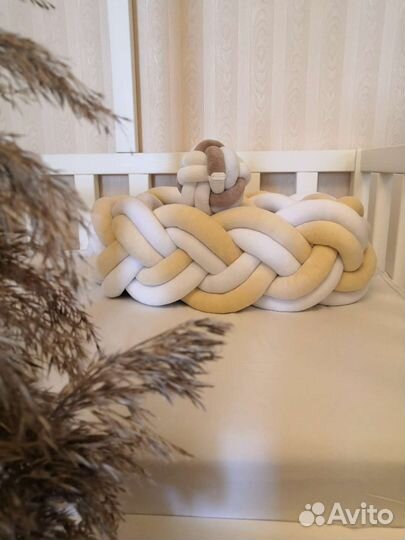 Бортик коса из 3-х двойных прядей
