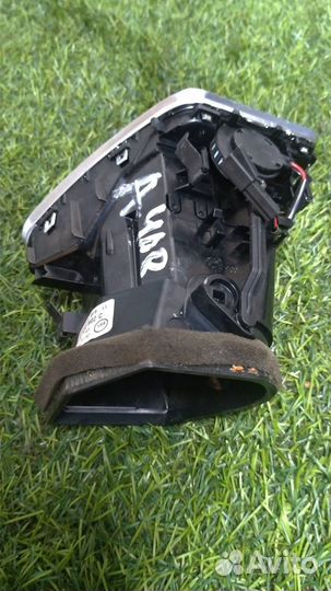 Дефлектор правый Audi A4 B8 1.8 T 2009