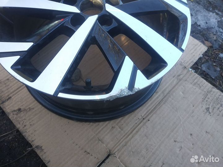 Диск литой Volkswagen Polo 6