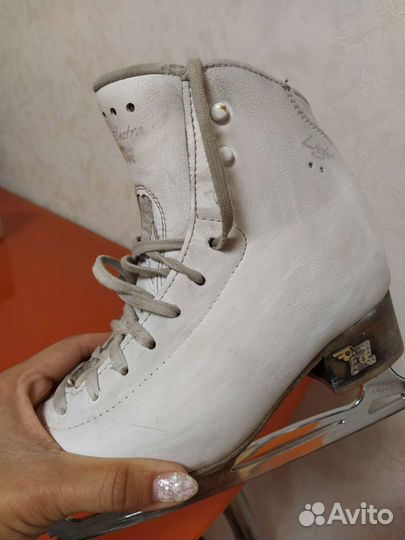 Коньки Risport electra light c лезвием legacy8