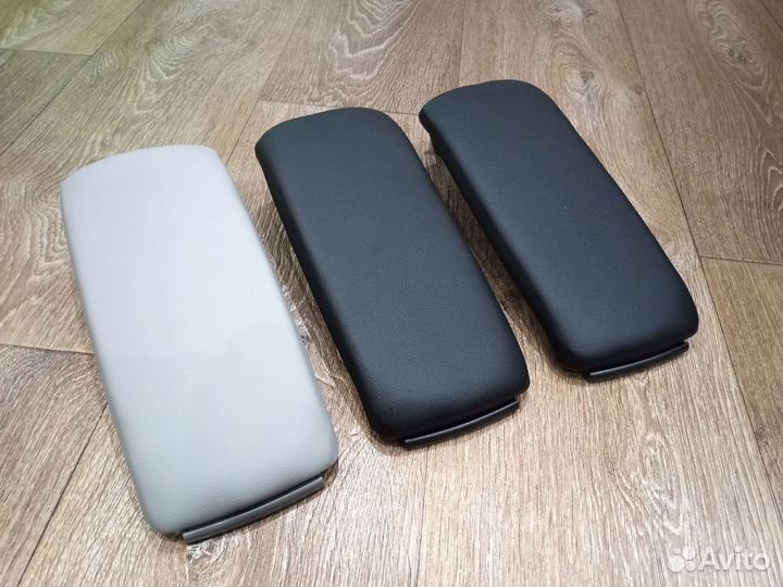 Крышка подлокотника Ауди а6 с5 чёрная/серая новая