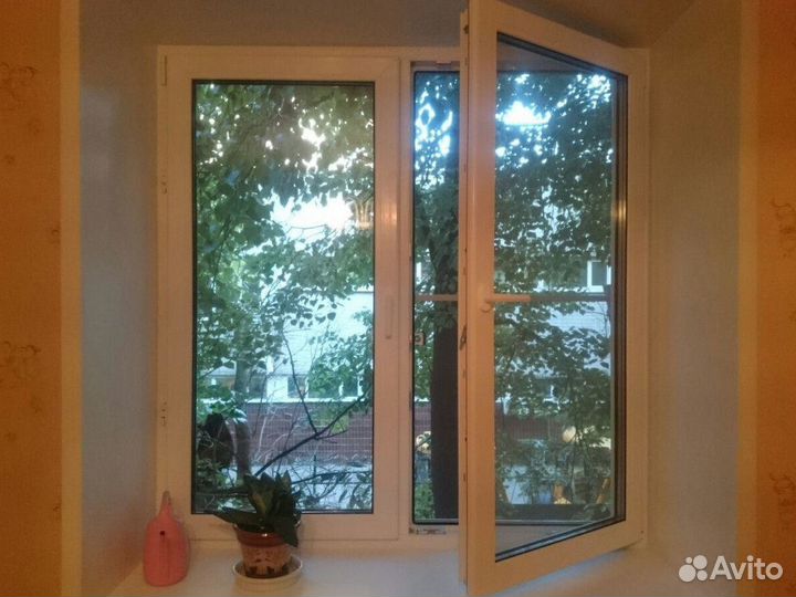 Окно пластиковое с москиткой
