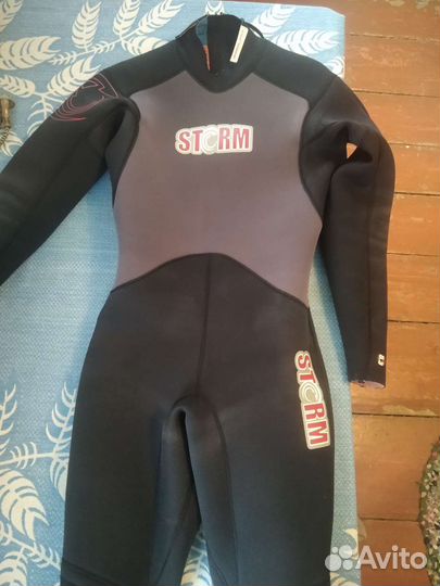 Гидрокостюм мокрого типа, 52/L