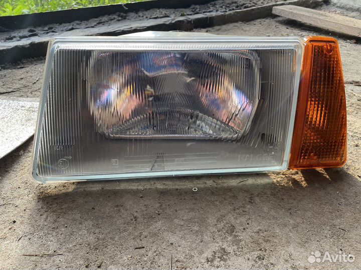 Фара левая ваз 2109 новоя Halogen