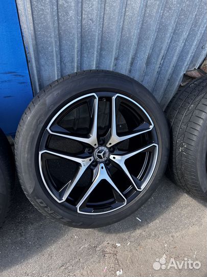 Комплект оригинальных колес Mercedes GLE R21