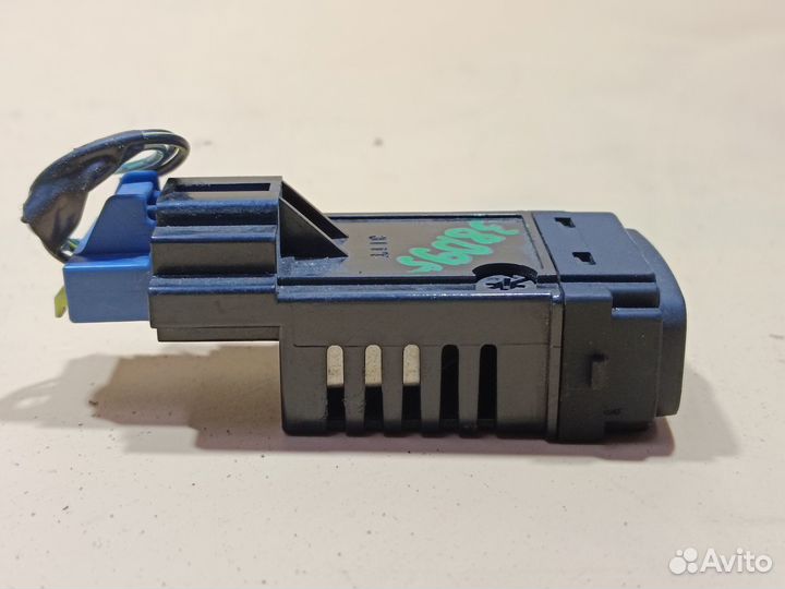 Регулировка яркости приборов Mitsubishi Outlander