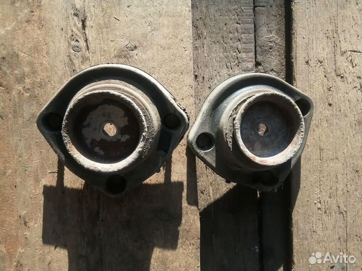 Опора стойки задняя правая и левая Hyundai Matrix