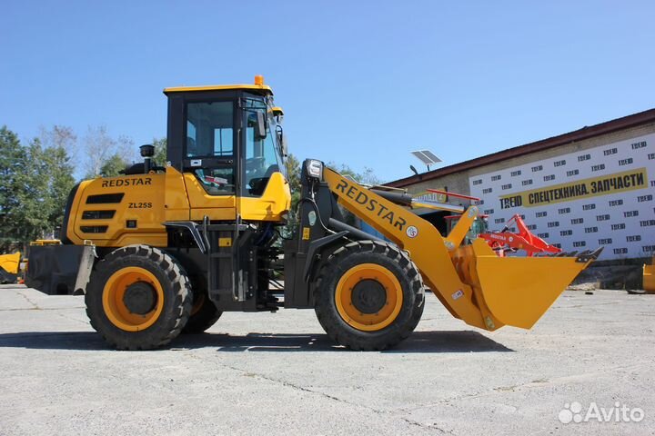 Фронтальный погрузчик Redstar ZL25S, 2023