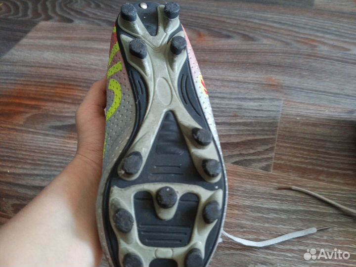 Детские футбольные бутсы 35 размер