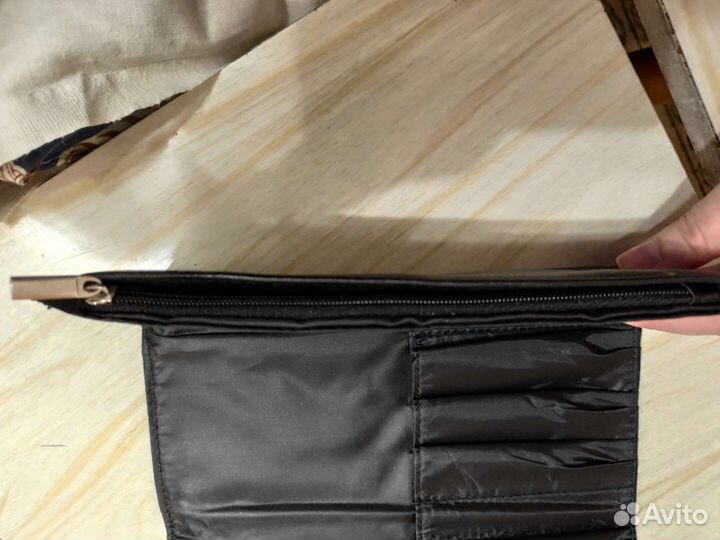 Футляр для хранения кистей для макияжа