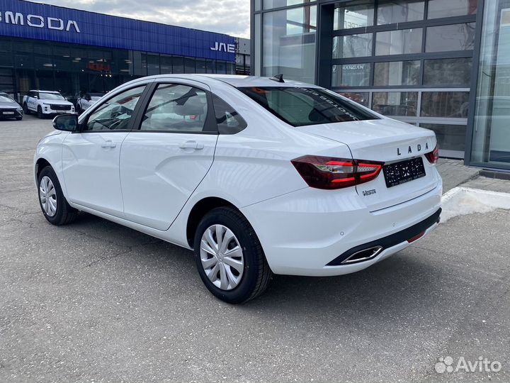 LADA Vesta 1.8 CVT, 2024