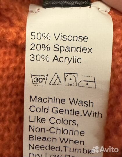 Свитер женский