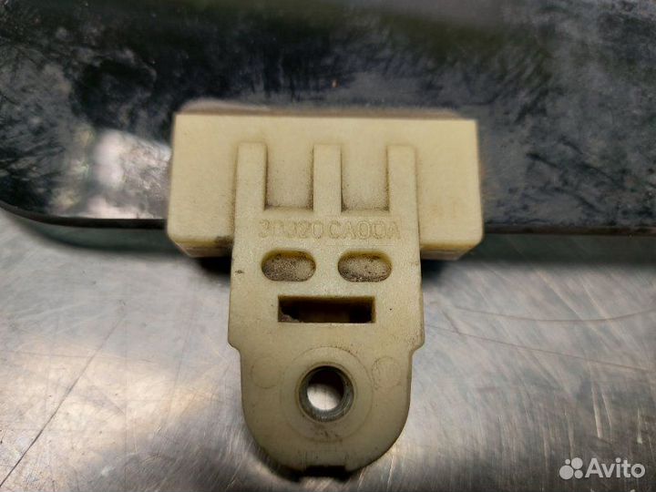 Стекло двери заднее правое Nissan Murano Z50