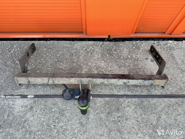 Фаркоп на hyundai accent