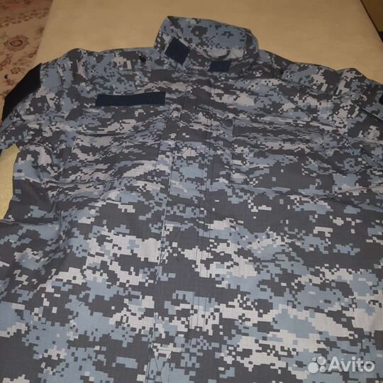 Костюм синяя точка