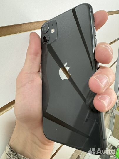 iPhone 11, 128 ГБ