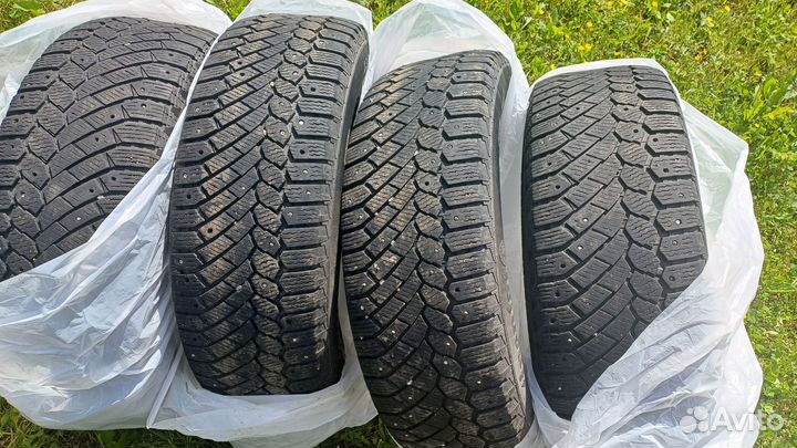 Continental Conti4x4IceContact 235/60 R18