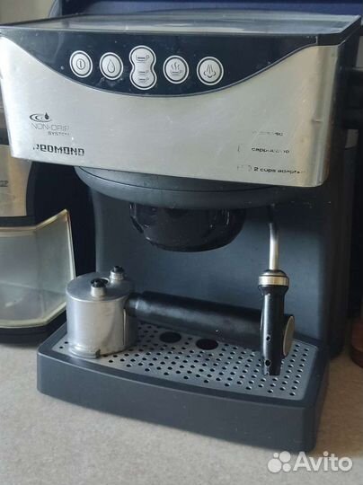 Кофеварка Redmond RCM-1503