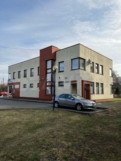 Здание, 422.2 м²