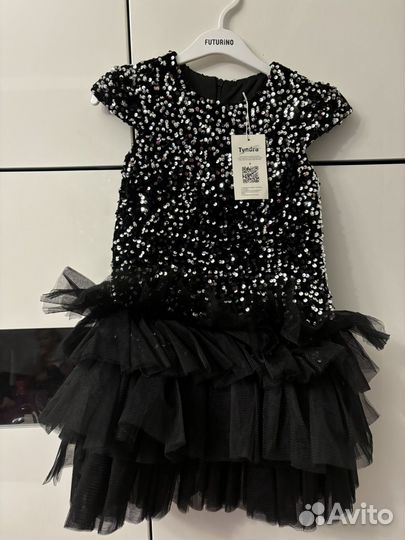 Платье праздничное с пайетками для девочки 116