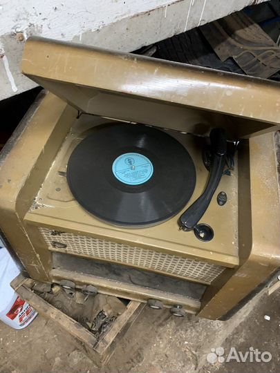 Ламповая Радиола урал 57