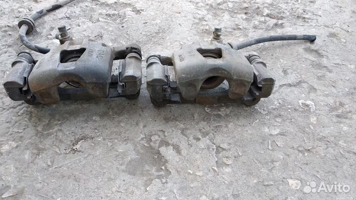 Суппорт передний правый Daewoo Matiz